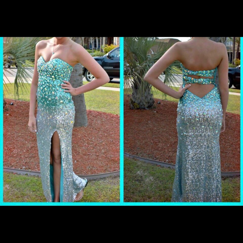 Prom dress